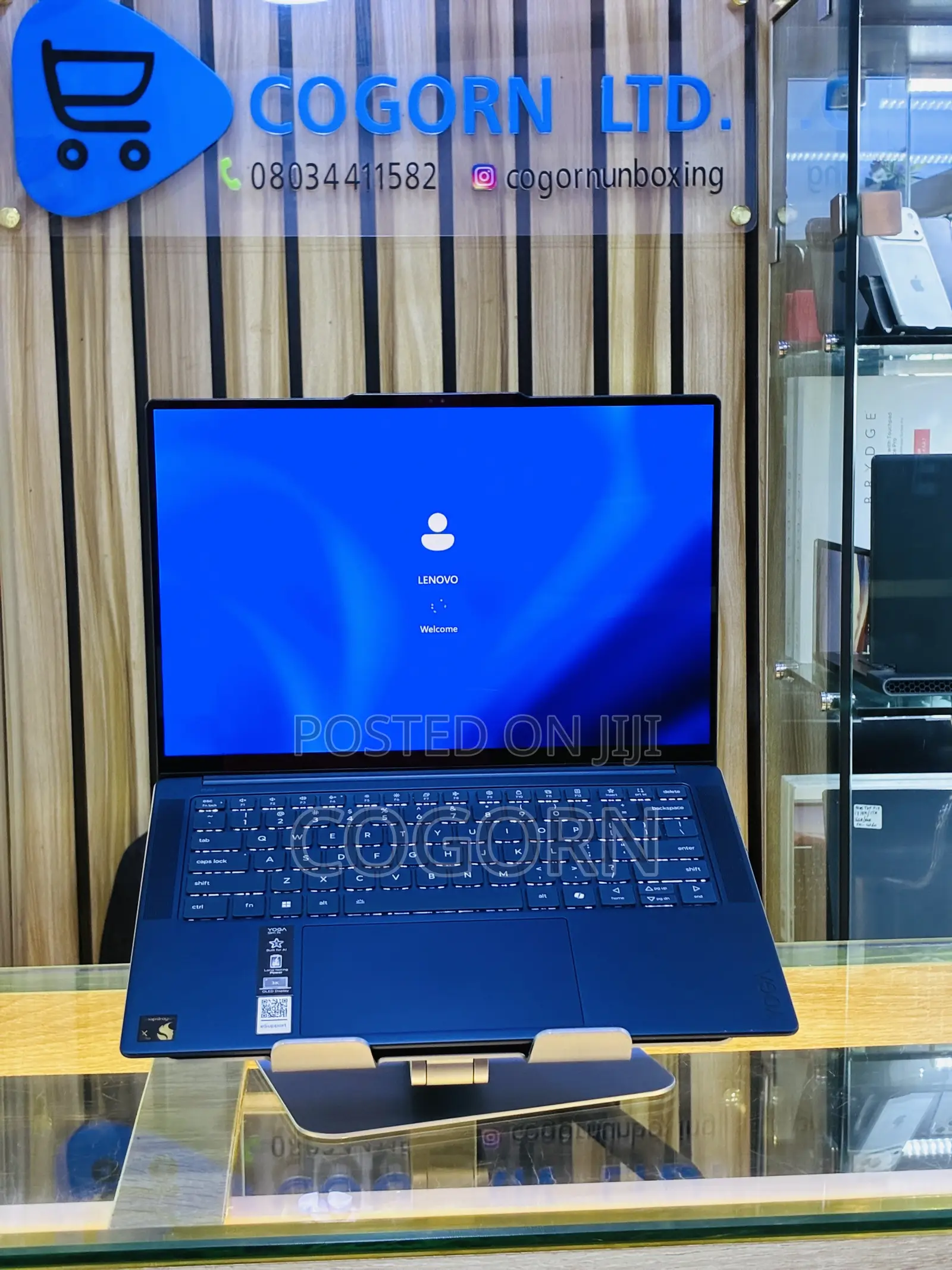 Laptop Lenovo Yoga 7i 32GB Qualcomm Snapdragon X Elite SSD 1T