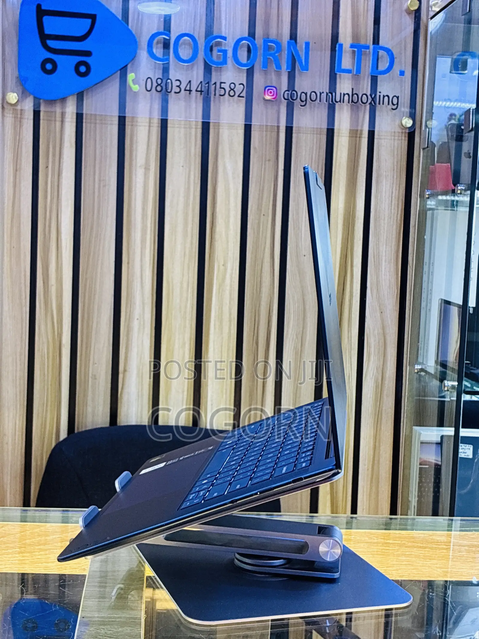 Laptop Lenovo Yoga 7i 32GB Qualcomm Snapdragon X Elite SSD 1T