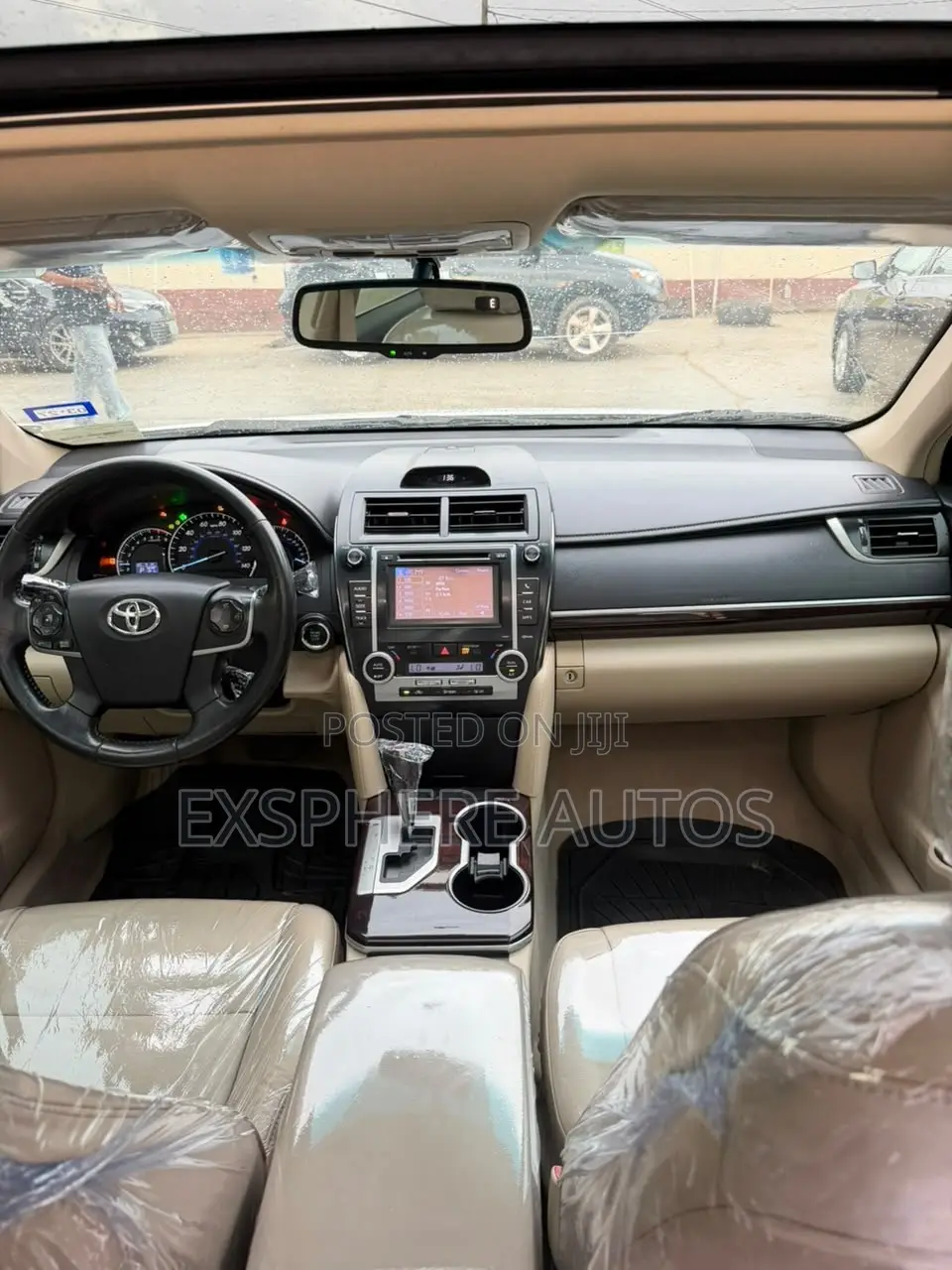 Toyota Camry XLE 4dr Sedan (2.5L 4cyl 6A) 2013 White
