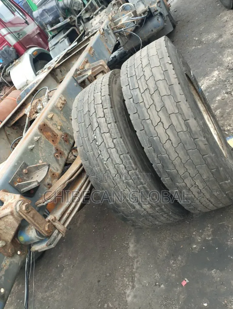 Volvo Fl6 Truck 6 Tyres (Cab and Chassis) (Foreign Used)