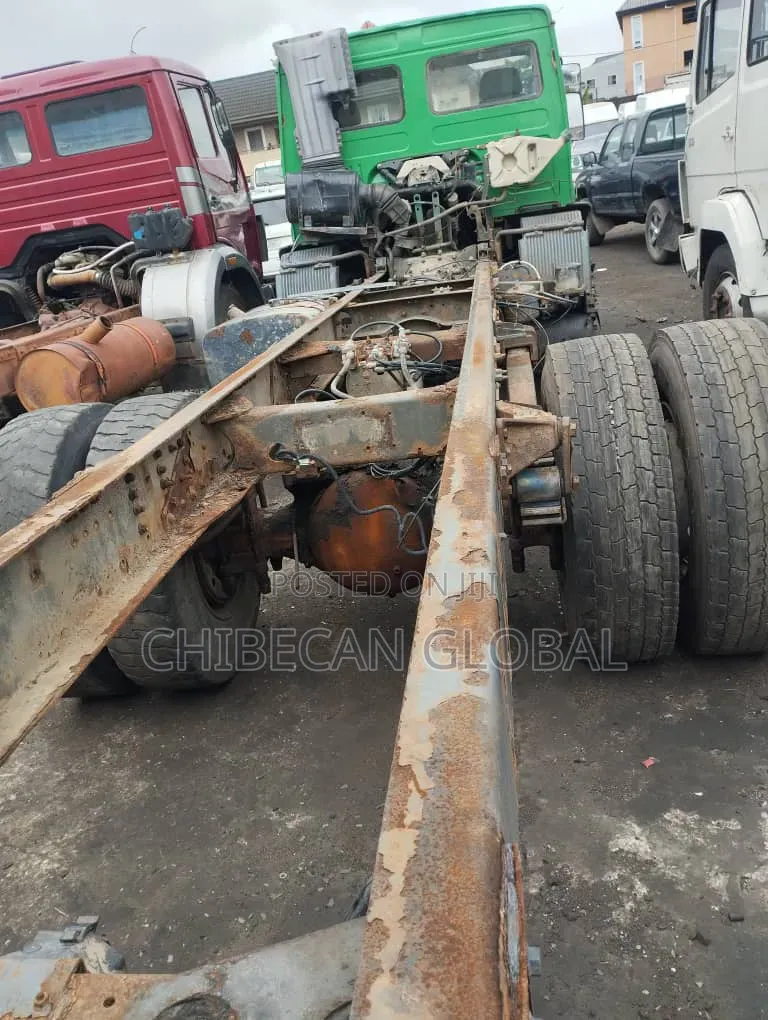 Volvo Fl6 Truck 6 Tyres (Cab and Chassis) (Foreign Used)