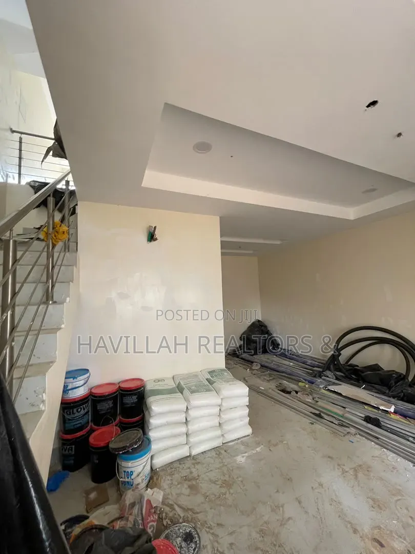 4bdrm Duplex in Opebi for sale