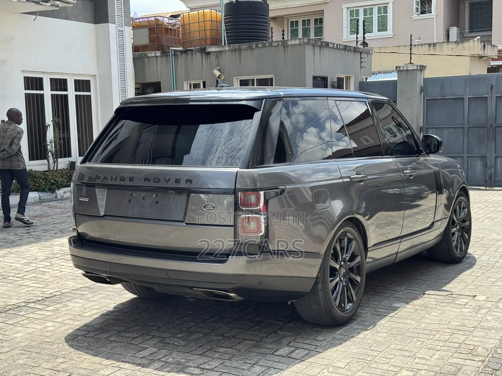 Land Rover Range Rover 3.0L Supercharged 2016 Gray