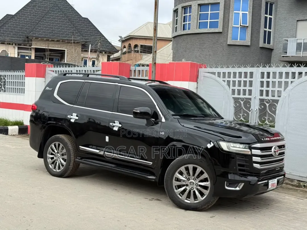 Toyota Land Cruiser 4.0 V6 GX-R 2012 Black