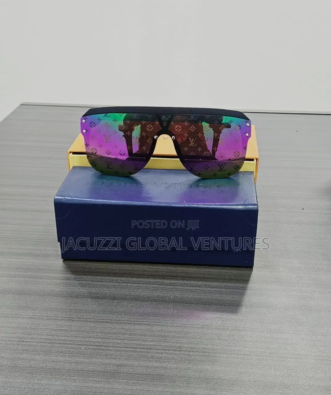 Louis Vuitton - Style Fashion Sunglasses