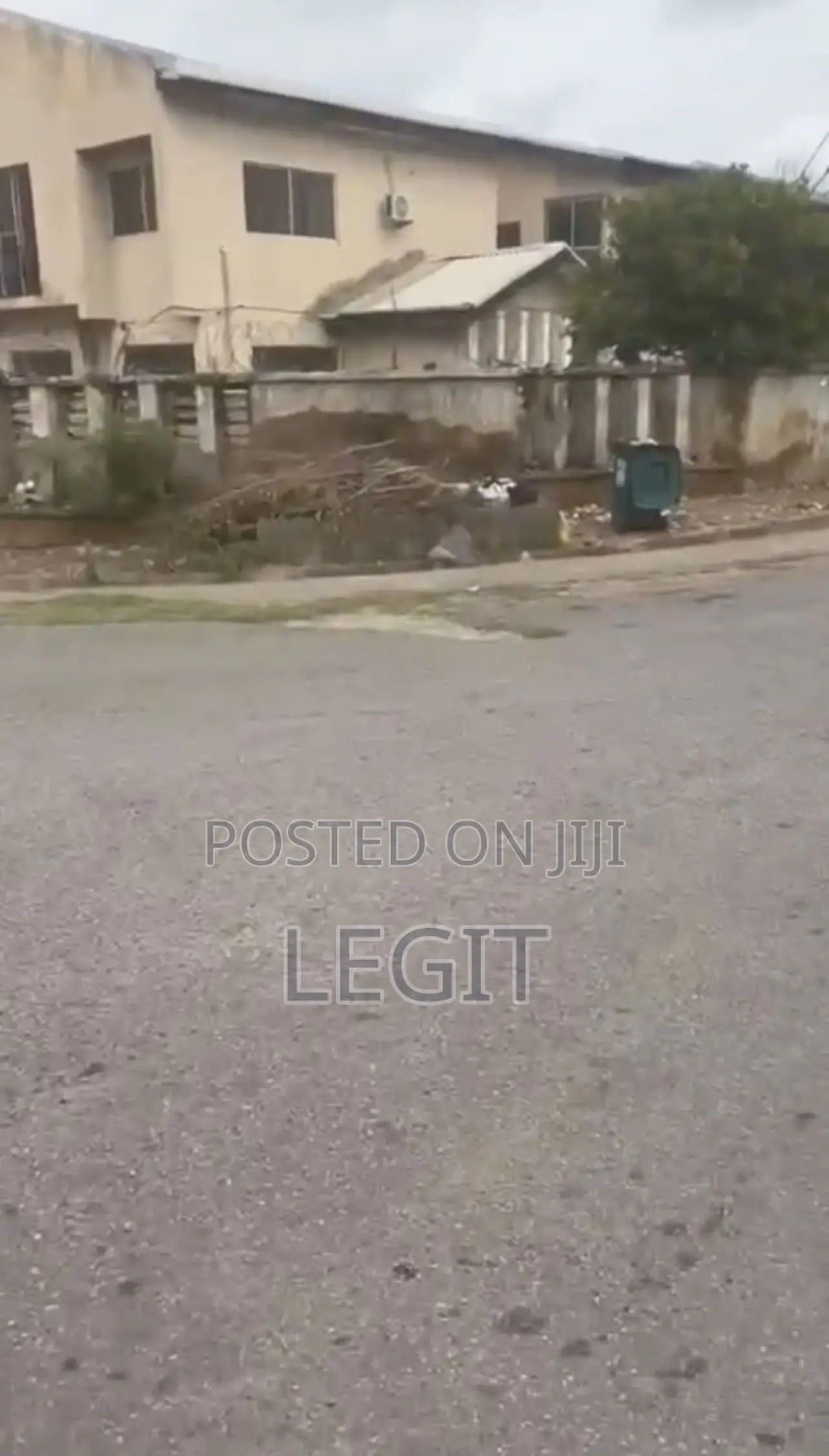 5bdrm Duplex in Gwarinpa for sale