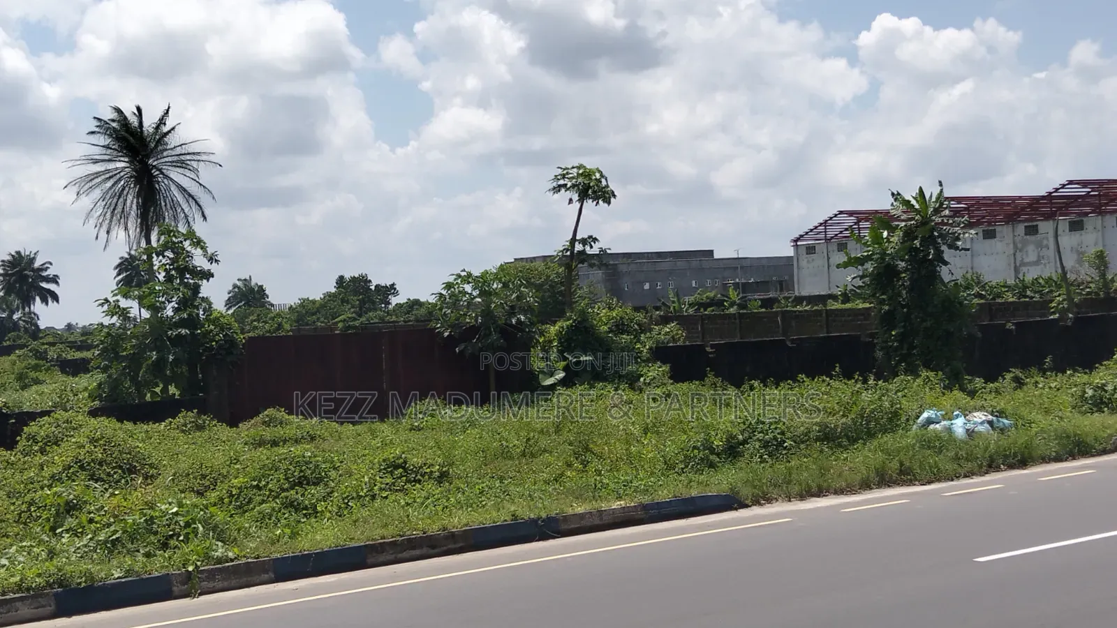 For Sale : 10 Plots at Obirikwere Opm New Airport Road Ph