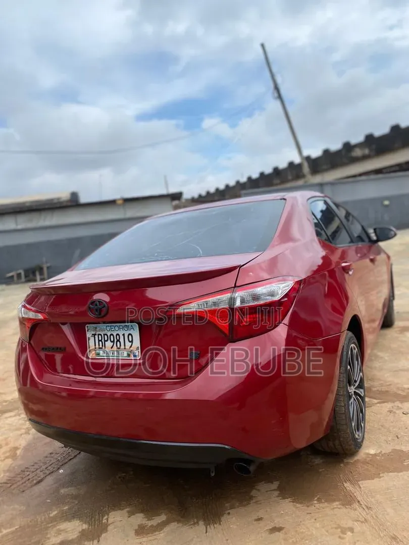 Toyota Corolla 2014 Red