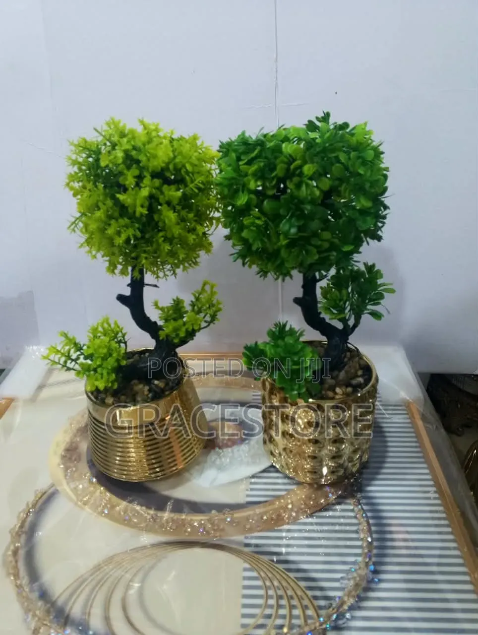 Gold Vase Flower