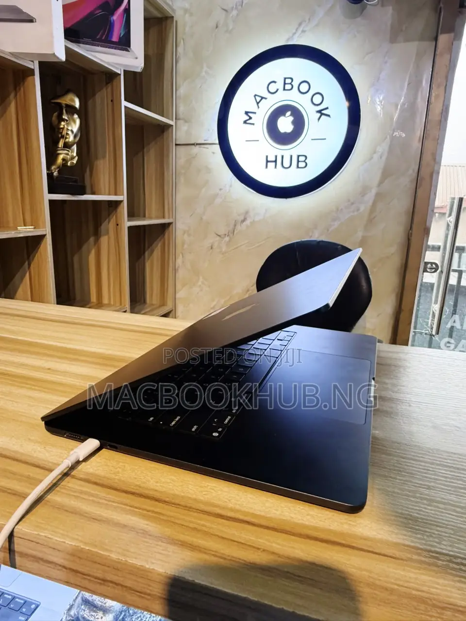 Laptop Apple MacBook Air 2025 M4 24GB Apple M4 SSD 512GB