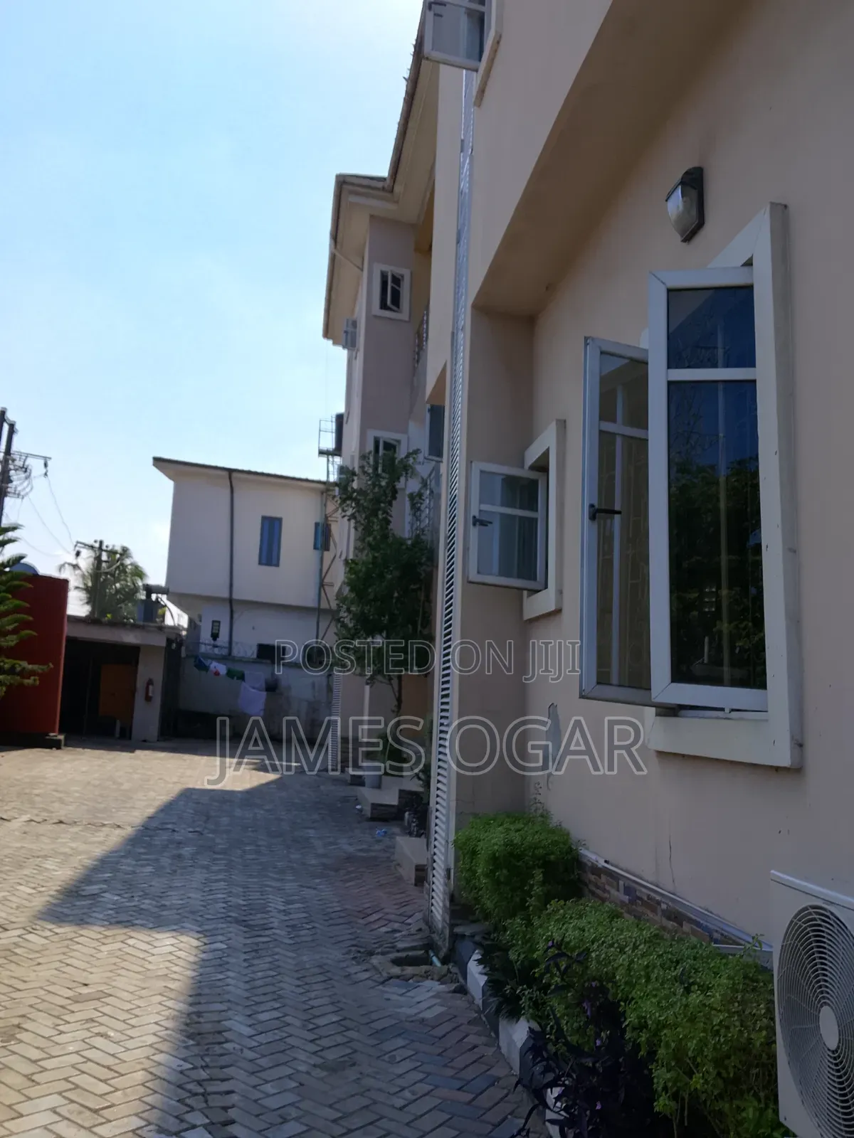 3bdrm Apartment in Lekki Conservation for rent