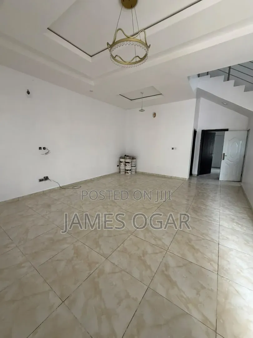 3bdrm Apartment in Lekki Conservation for rent