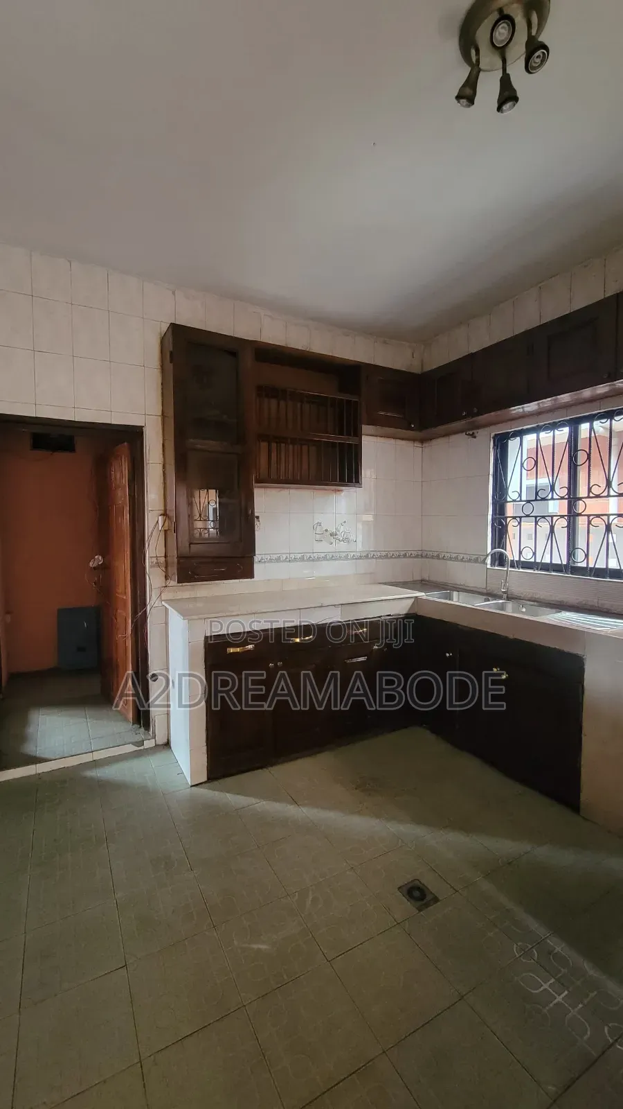 4bdrm Duplex in Omole for rent