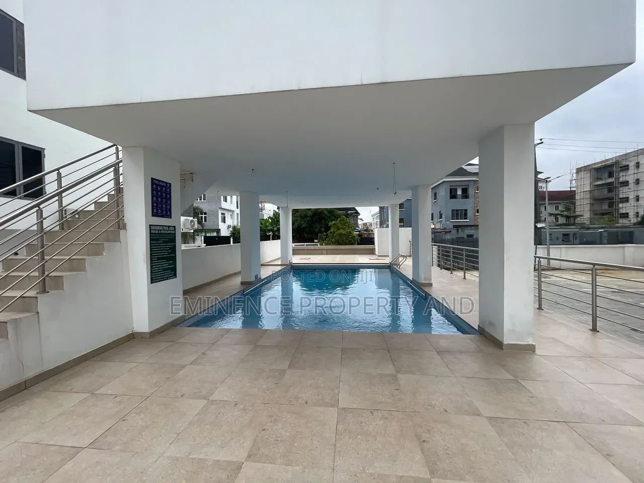 4bdrm House in Banana Island for rent