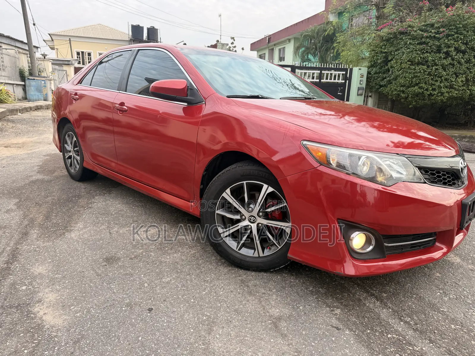 Toyota Camry SE 4dr Sedan (2.5L 4cyl 6A) 2012 Red