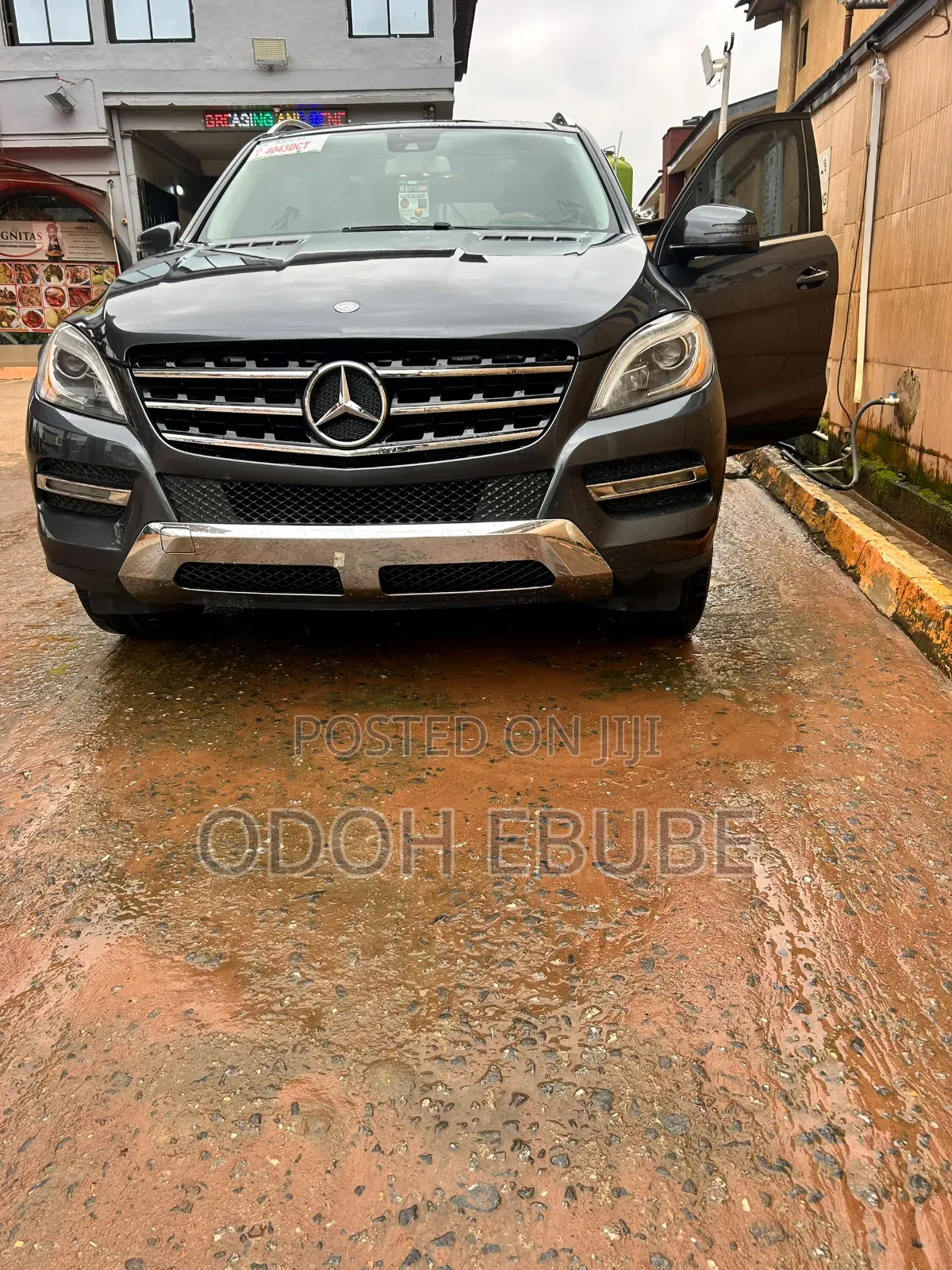 Mercedes-Benz M Class ML350 4MATIC 4dr SUV AWD (3.5L 6cyl 7A) 2015 Gray