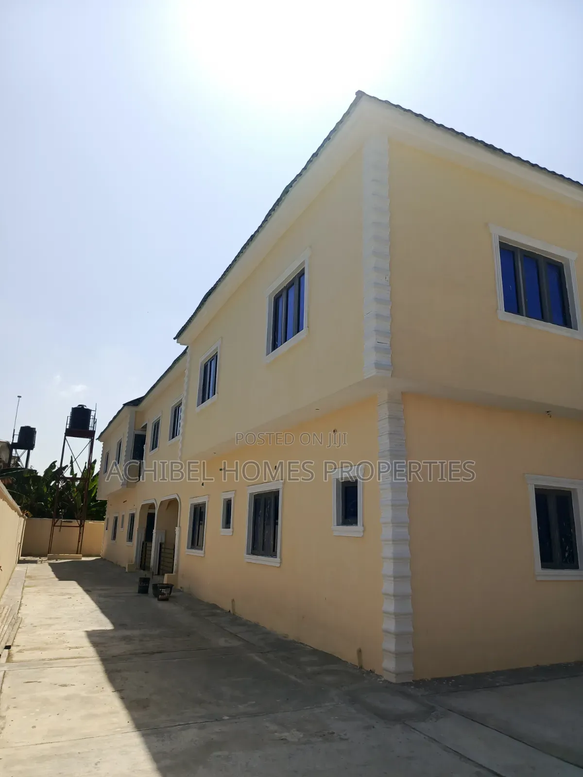3bdrm Duplex in Near Abraham, Lekki Phase 2 for rent