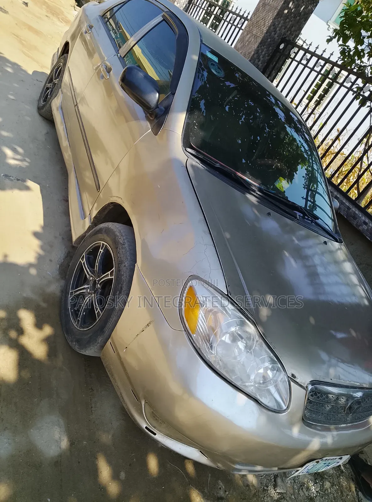 Toyota Corolla 2006 Gold