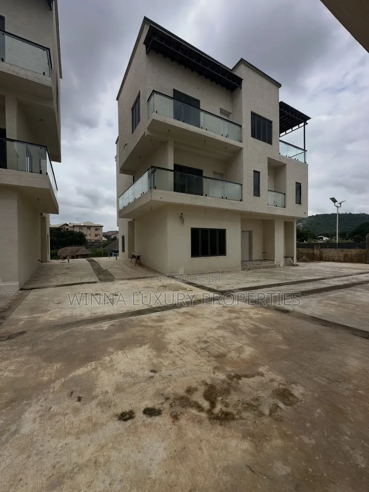 5bdrm Duplex in Katampe Extension for sale