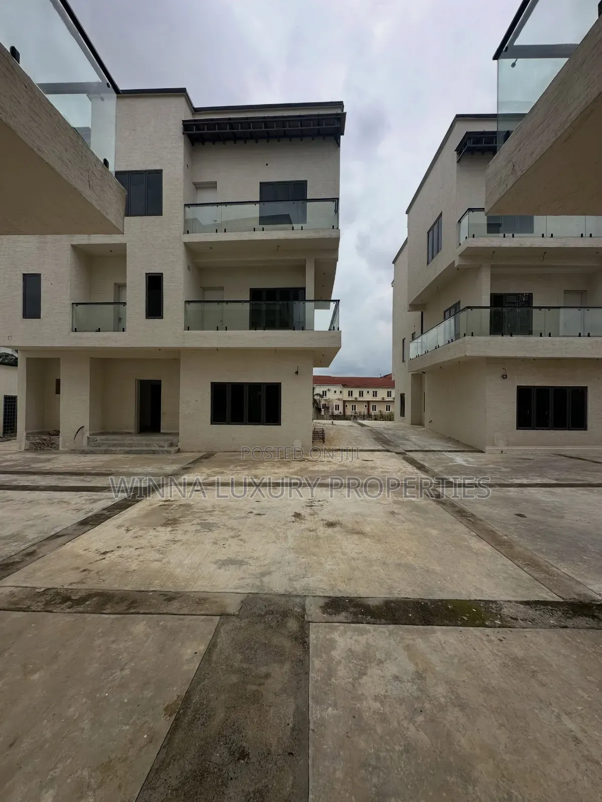 5bdrm Duplex in Katampe Extension for sale