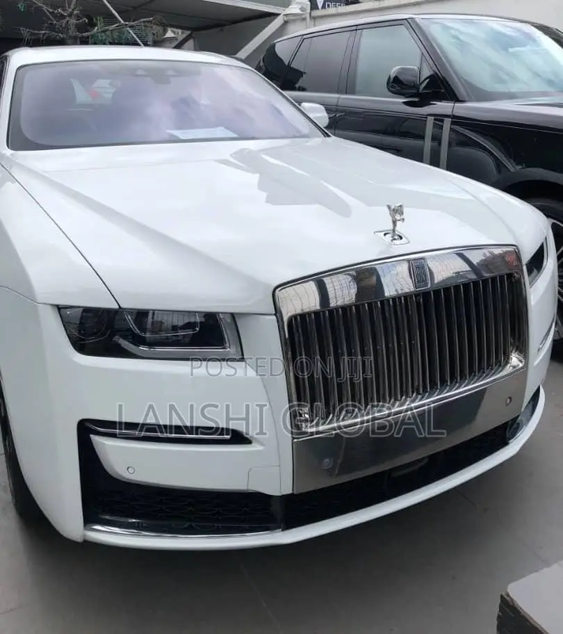 Rolls-Royce Ghost Black Badge Sedan 2023 White