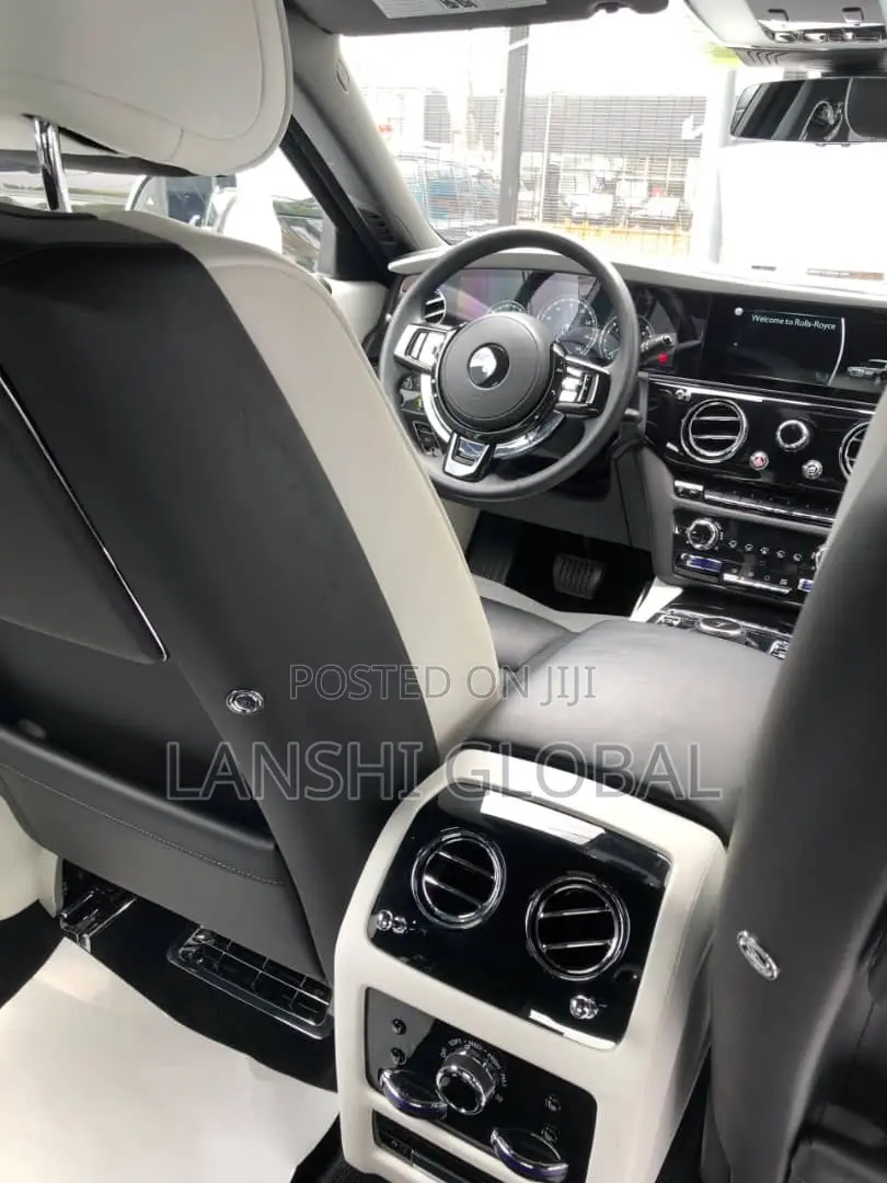 Rolls-Royce Ghost Black Badge Sedan 2023 White