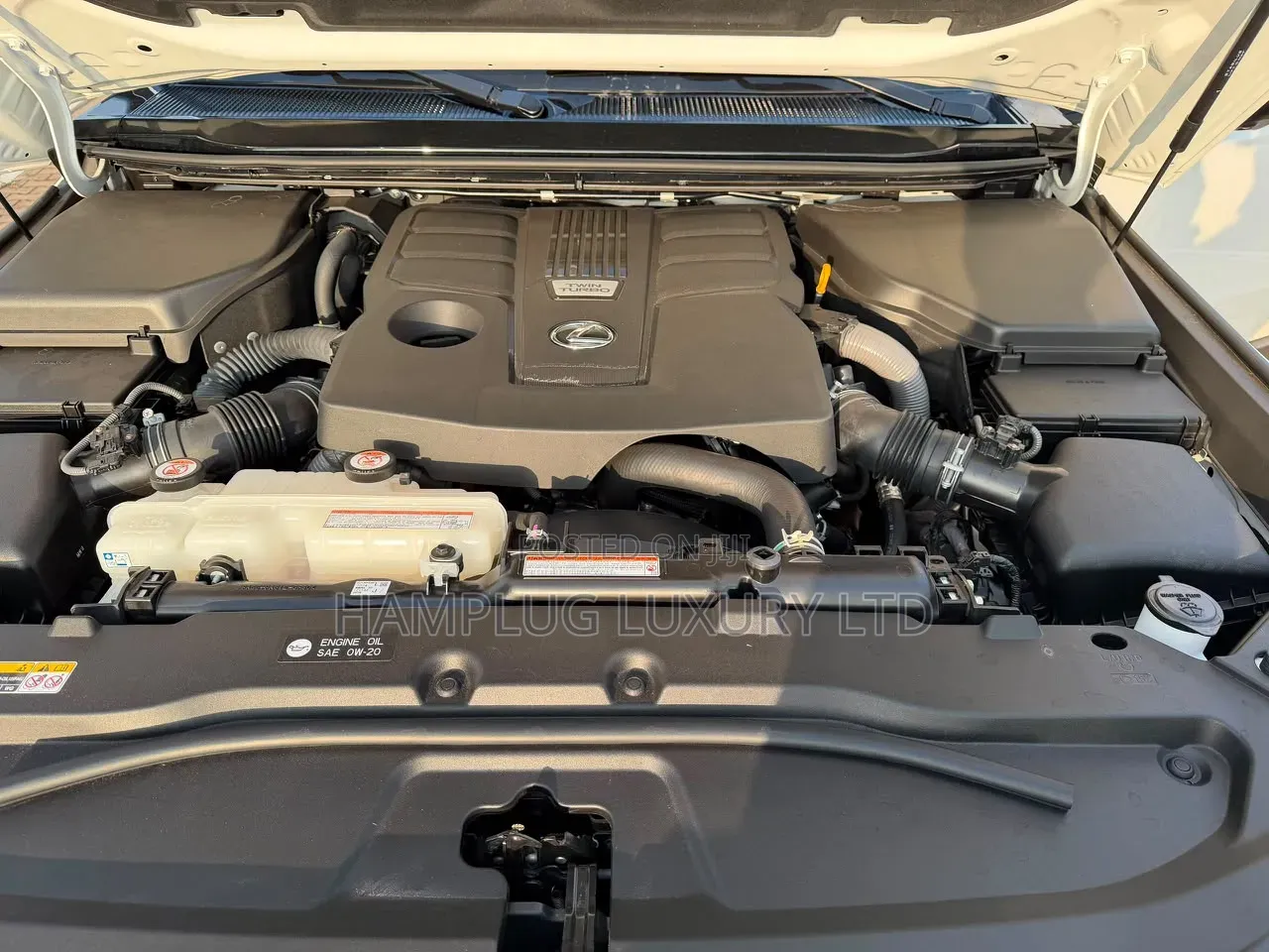 Lexus GX 2025 White
