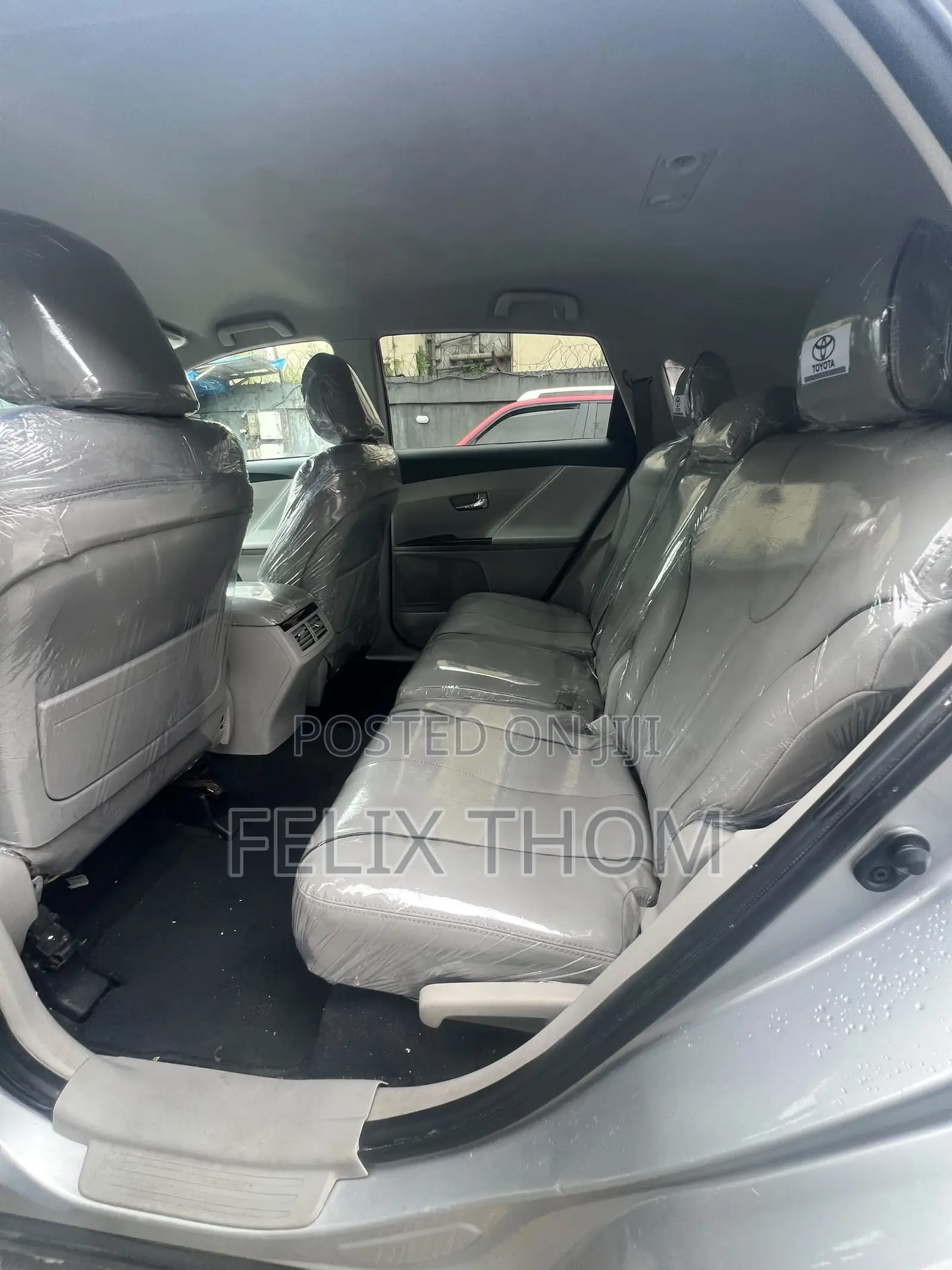 Toyota Venza V6 2010 Silver