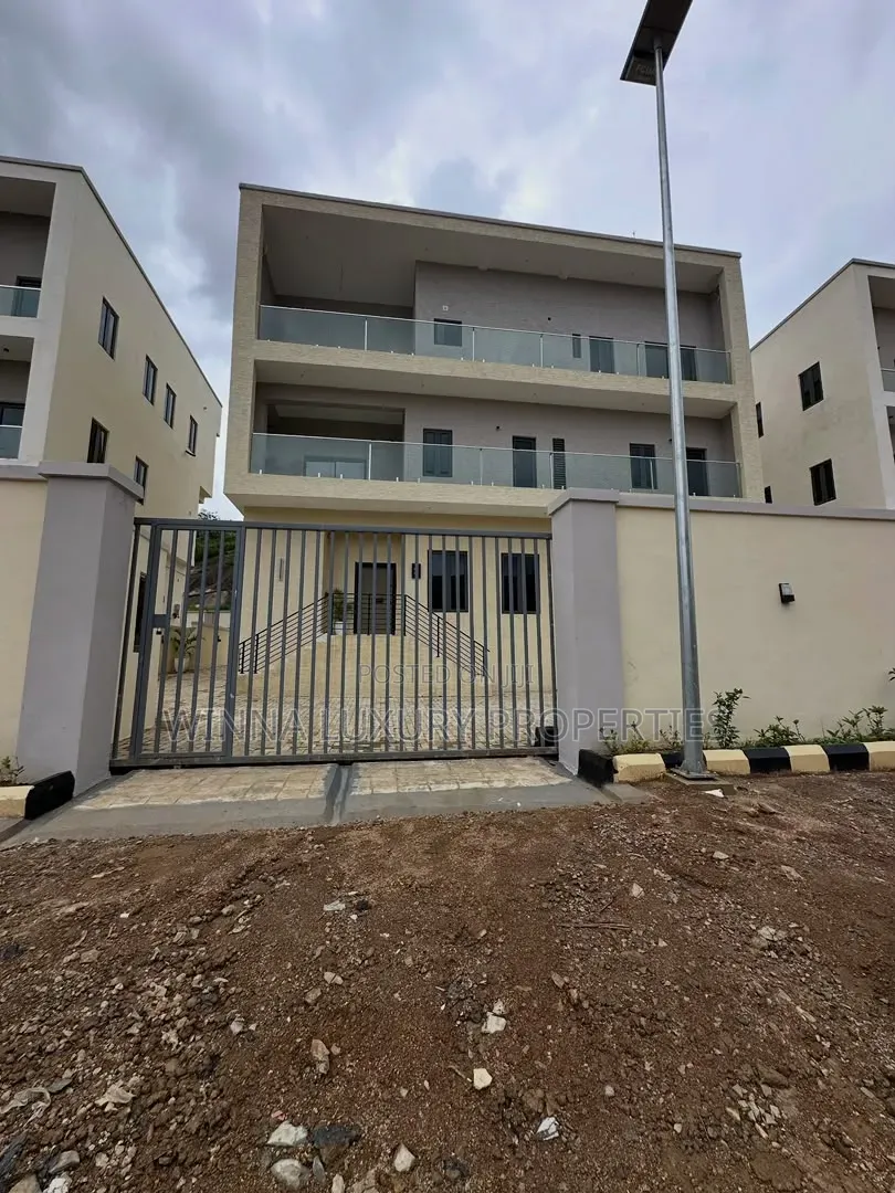 5bdrm Duplex in Katampe Extension for sale