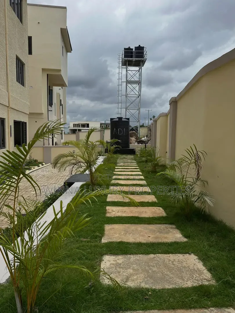 5bdrm Duplex in Katampe Extension for sale