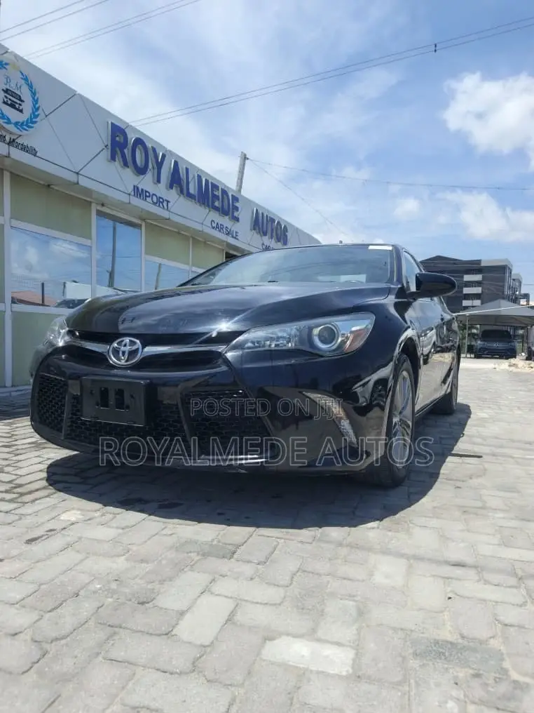 Toyota Camry 2015 Black