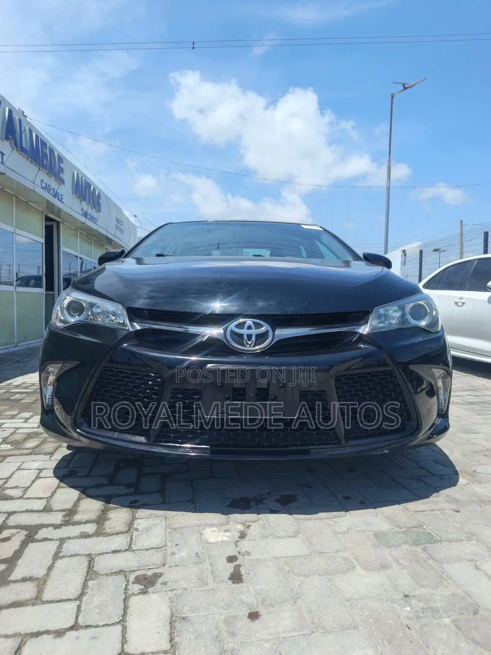 Toyota Camry 2015 Black