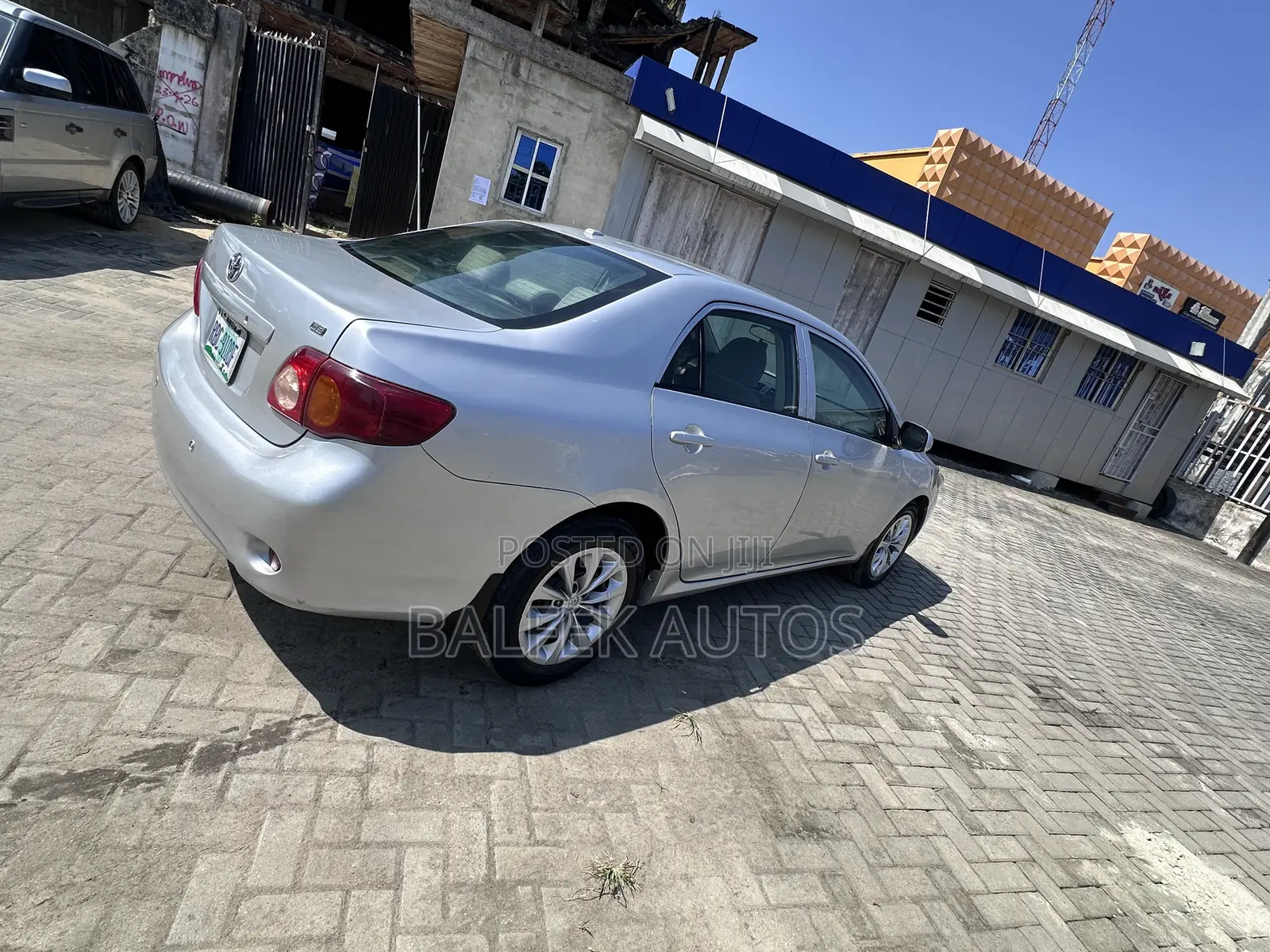 Toyota Corolla LE 4dr Sedan (1.8L 4 cyl 4A) 2009 Silver
