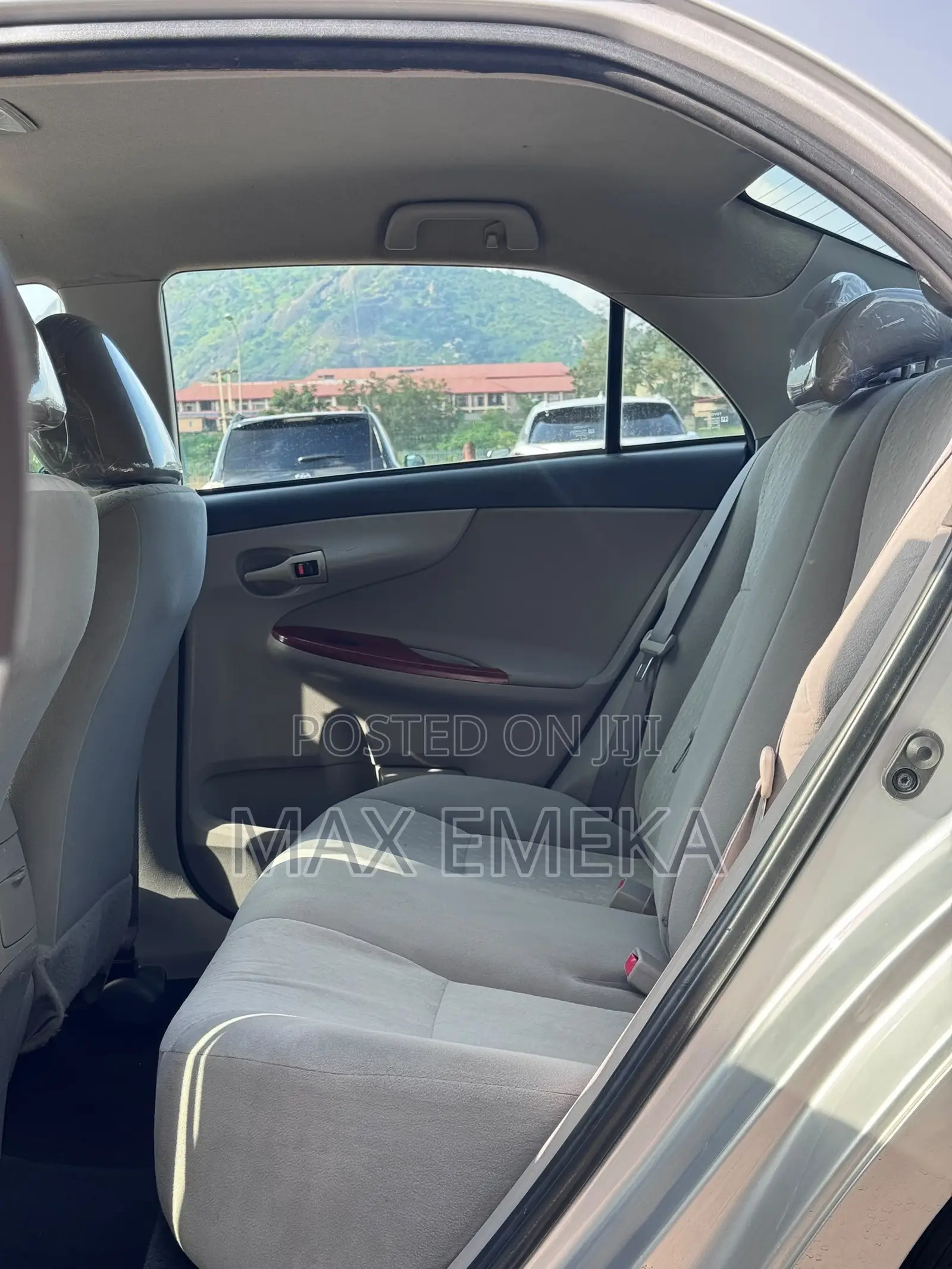 Toyota Corolla LE 4dr Sedan (1.8L 4 cyl 4A) 2009 Silver