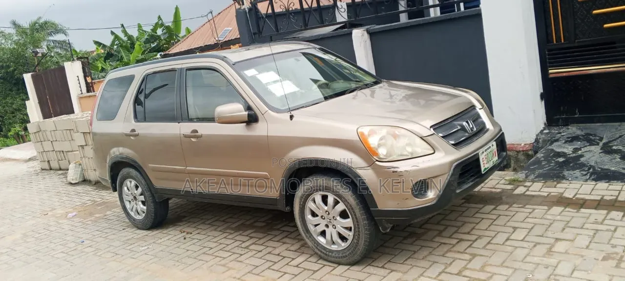 Honda CR-V Automatic 2005 Gold