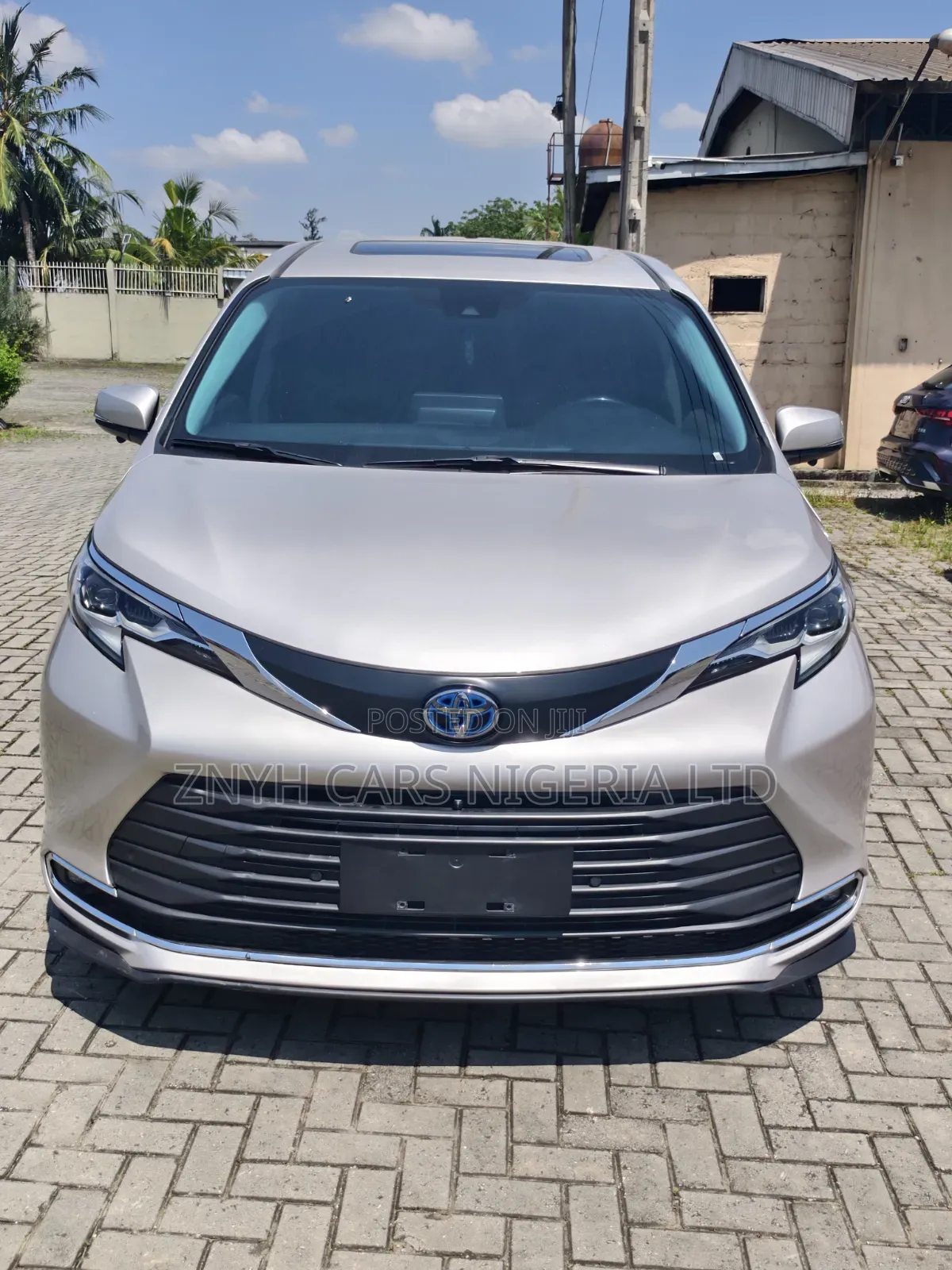 Toyota Sienna 2023 Gray
