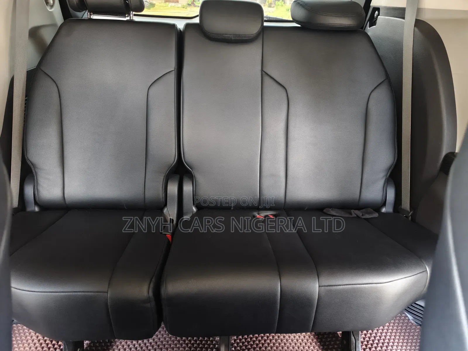 Toyota Sienna 2023 Gray