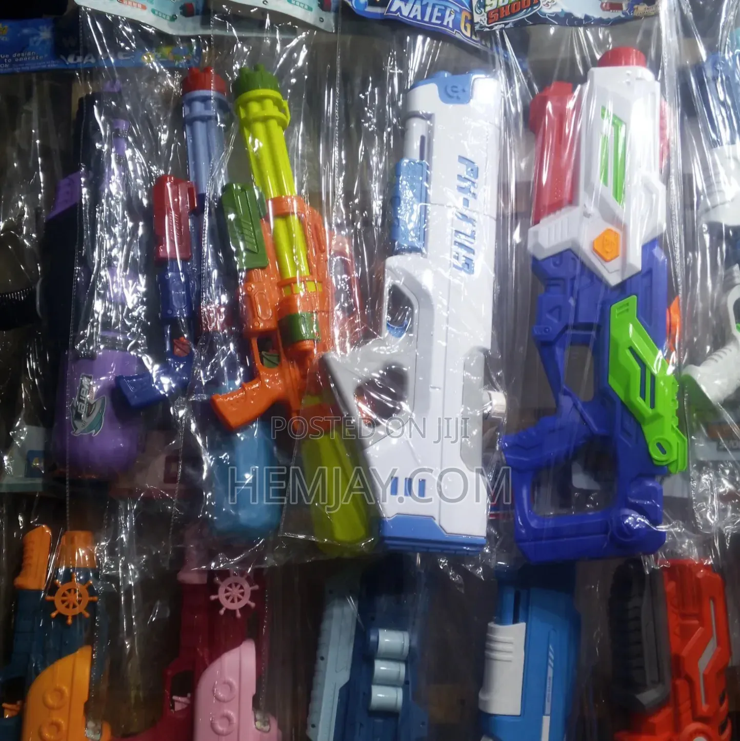 Quality Luxurious Water Guns . (Click to See More Images)