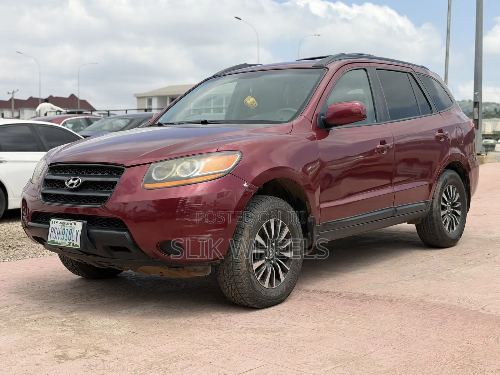 Hyundai Santa Fe 2010 Red