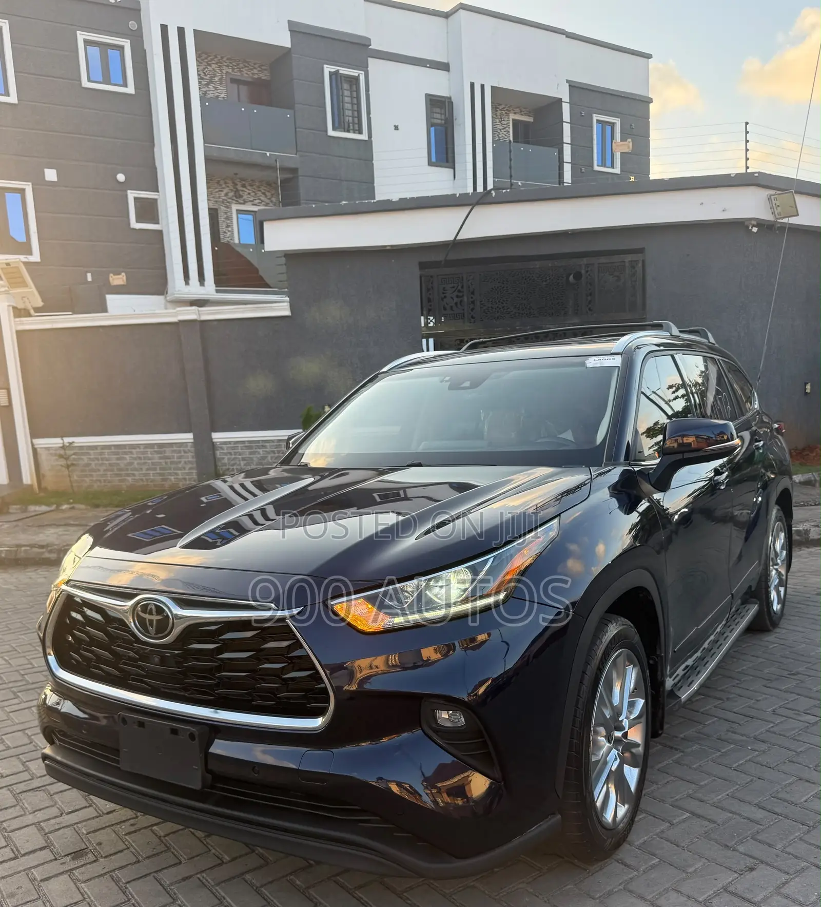 Toyota Highlander Limited 2021 Black