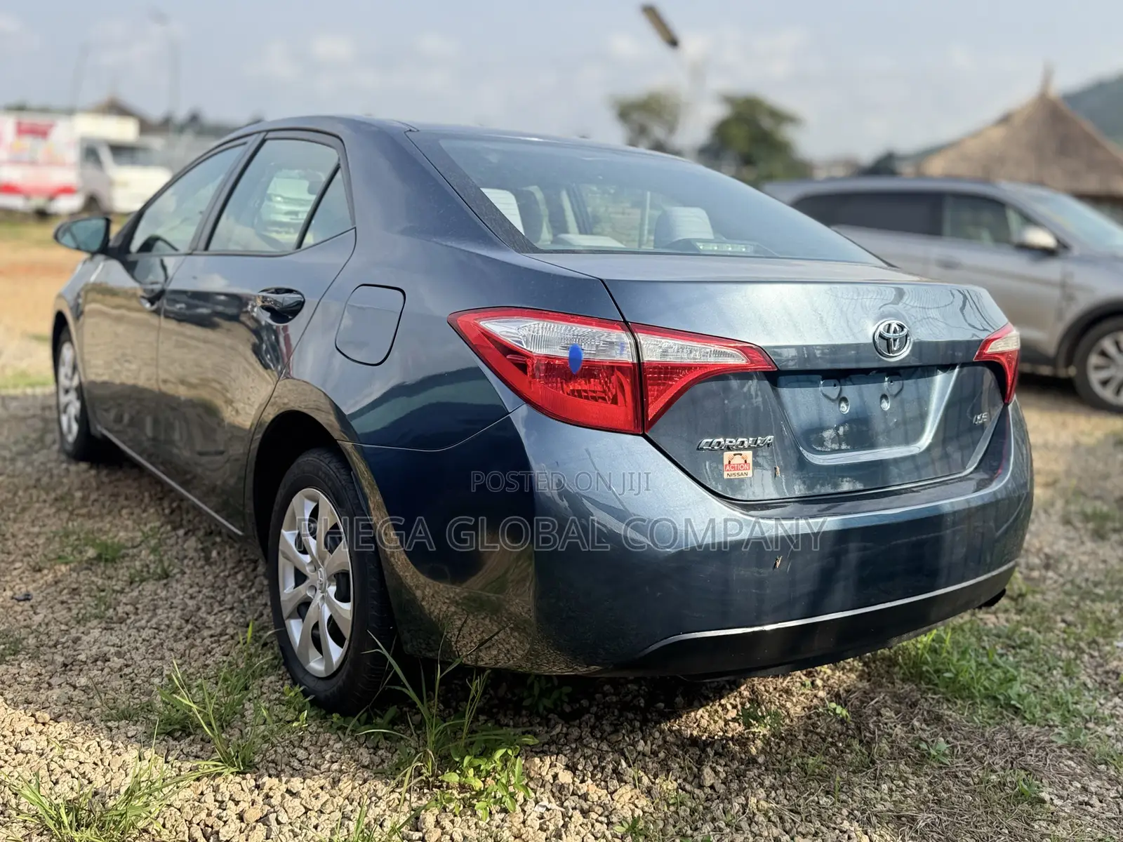 Toyota Corolla LE 4dr Sedan (1.8L 4cyl CVT) 2014 Gray