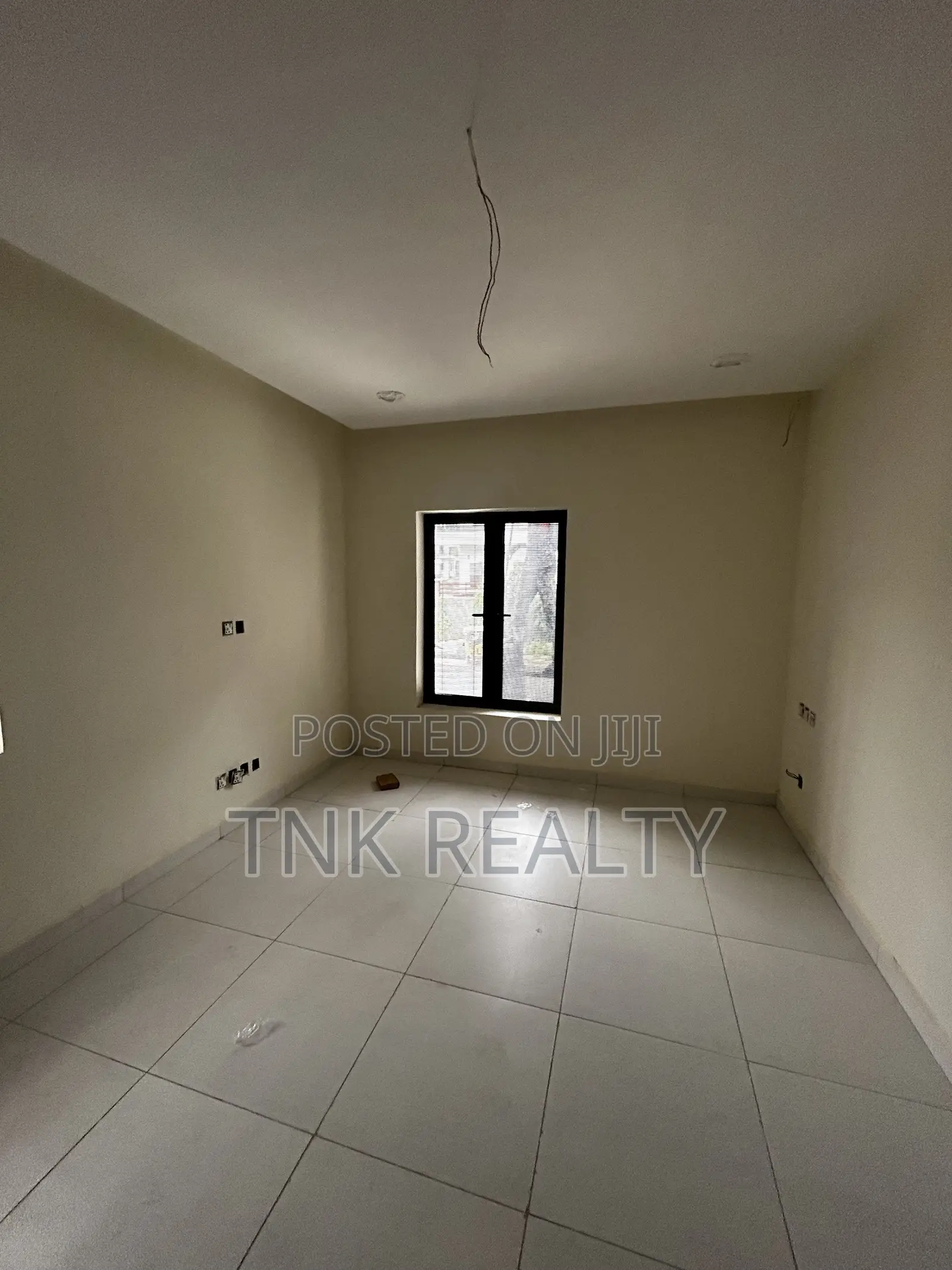 5bdrm Duplex in Katampe for sale