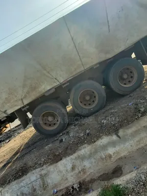 Distributor of Dangote and Bua Cement
