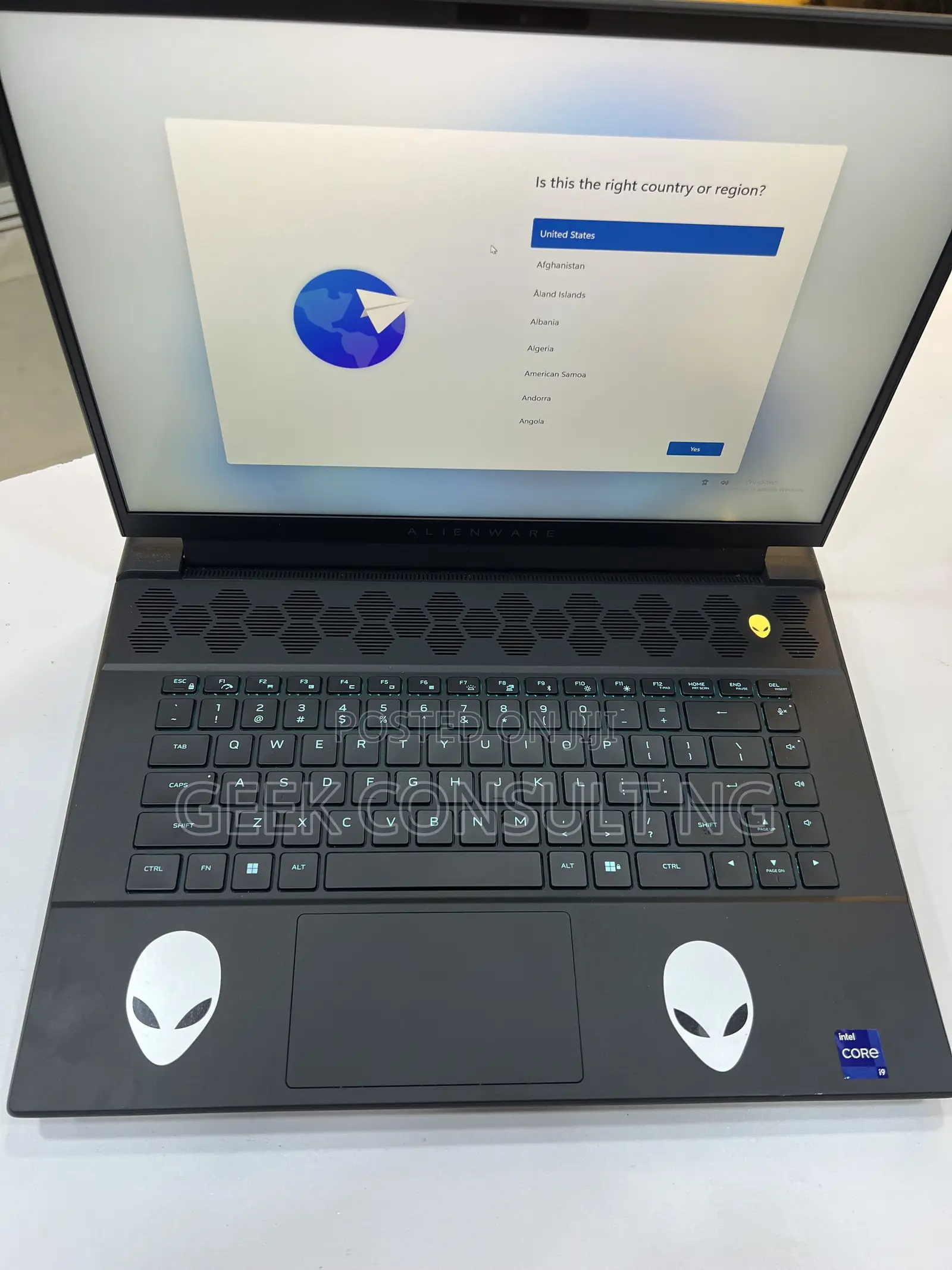 Laptop Alienware M16 R1 32GB Intel Core i9 SSD 1T