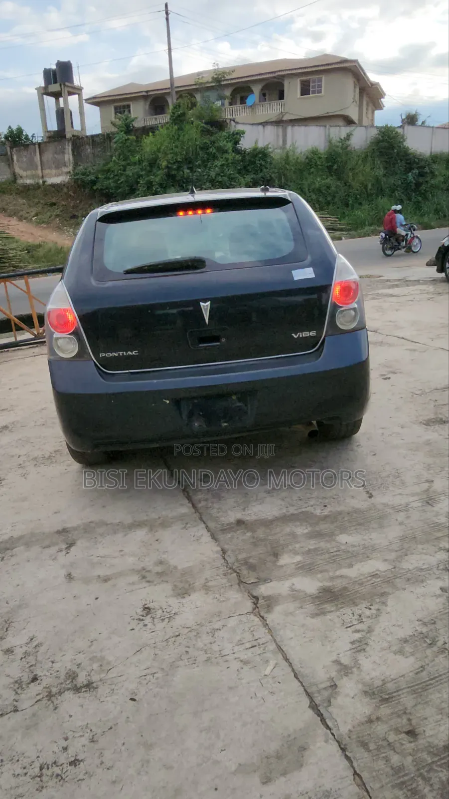 Pontiac Vibe 1.8L 2010 Black