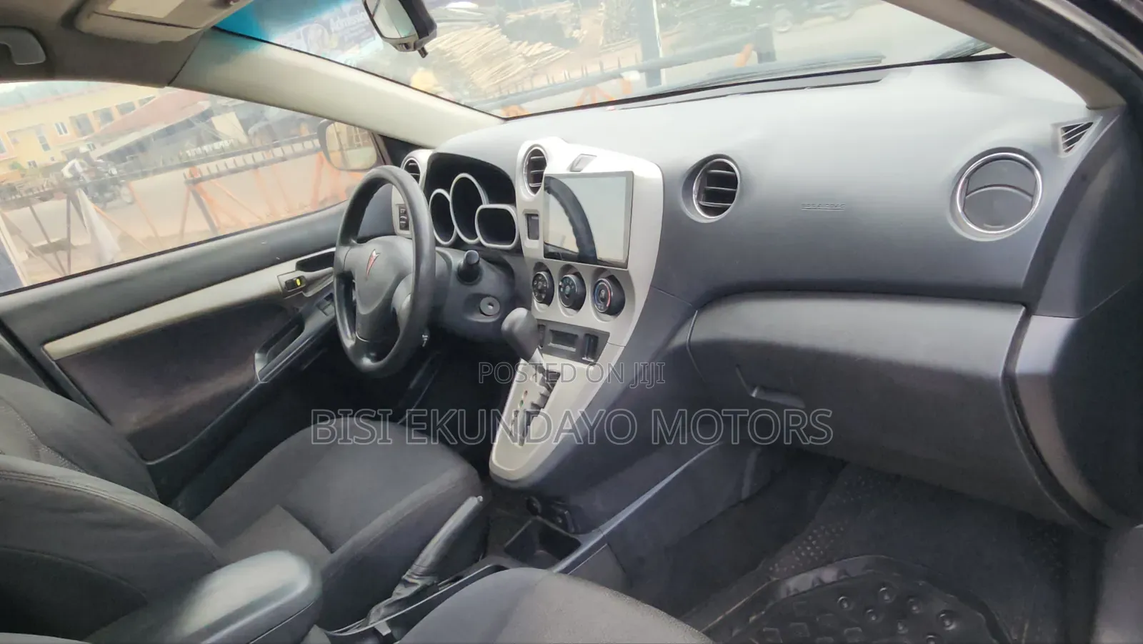 Pontiac Vibe 1.8L 2010 Black