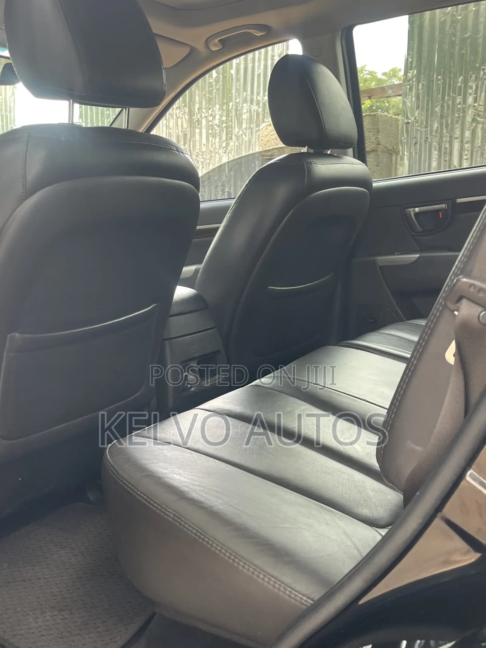 Hyundai Santa Fe Limited 2011 Black