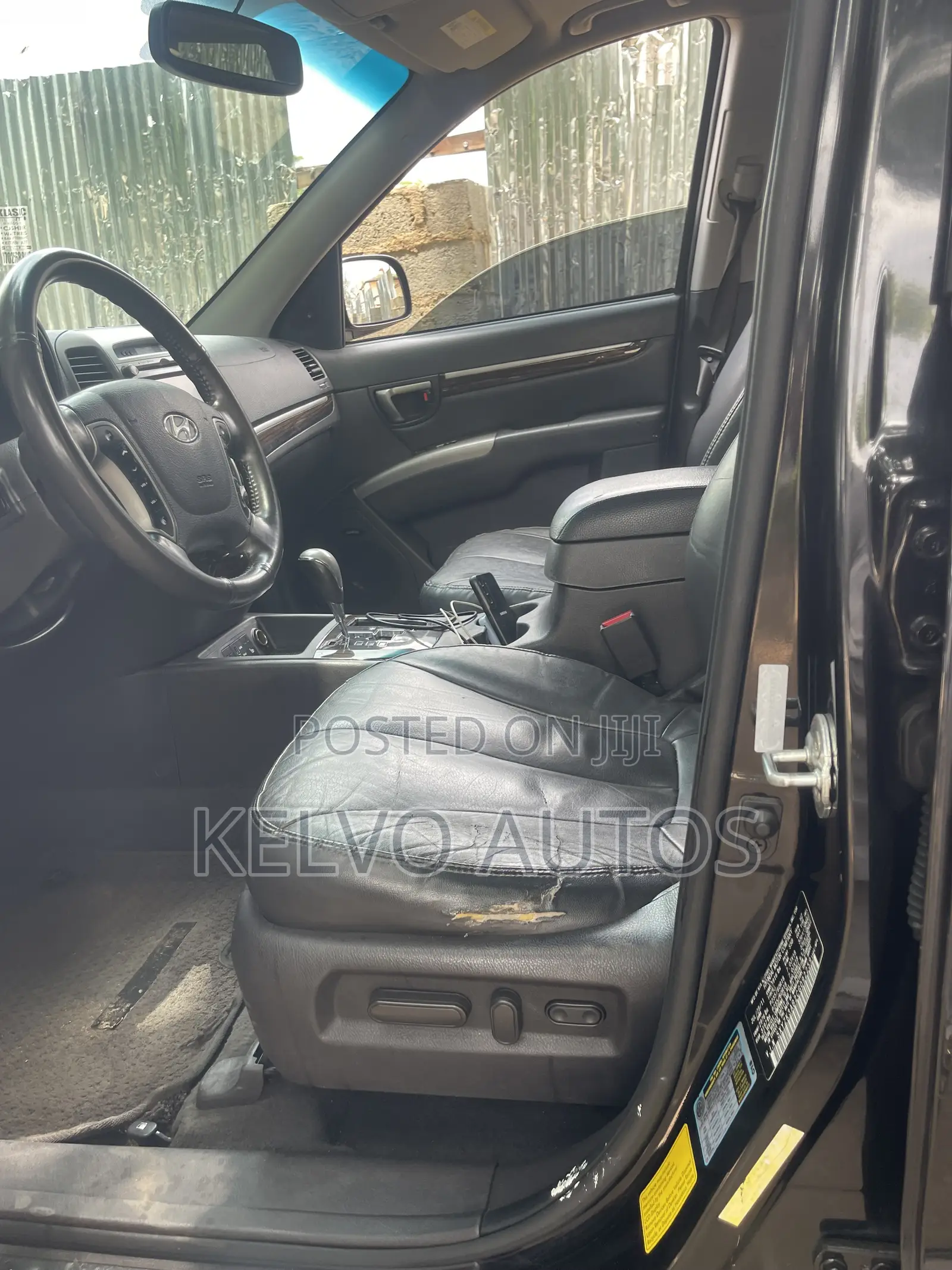 Hyundai Santa Fe Limited 2011 Black
