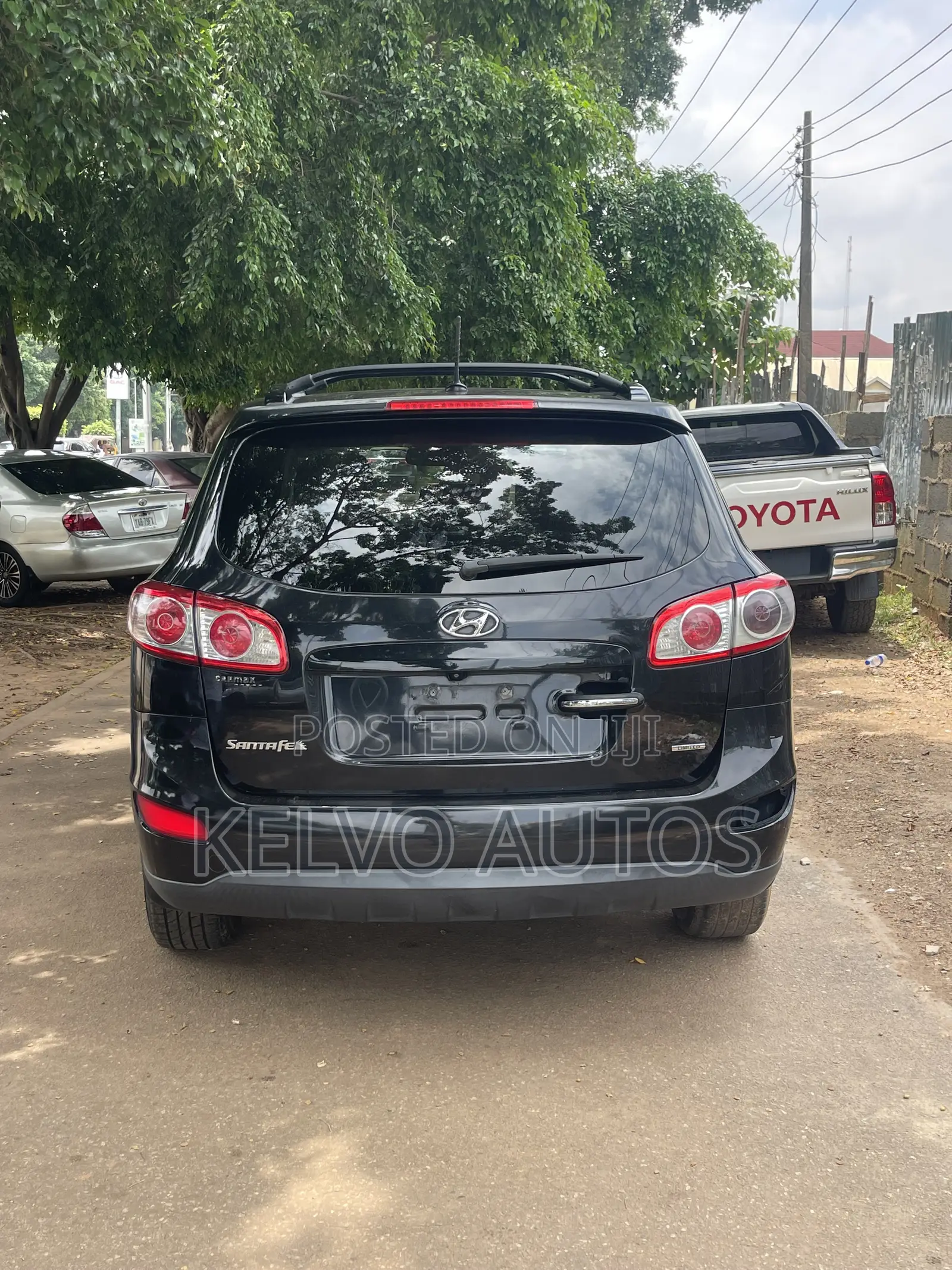 Hyundai Santa Fe Limited 2011 Black
