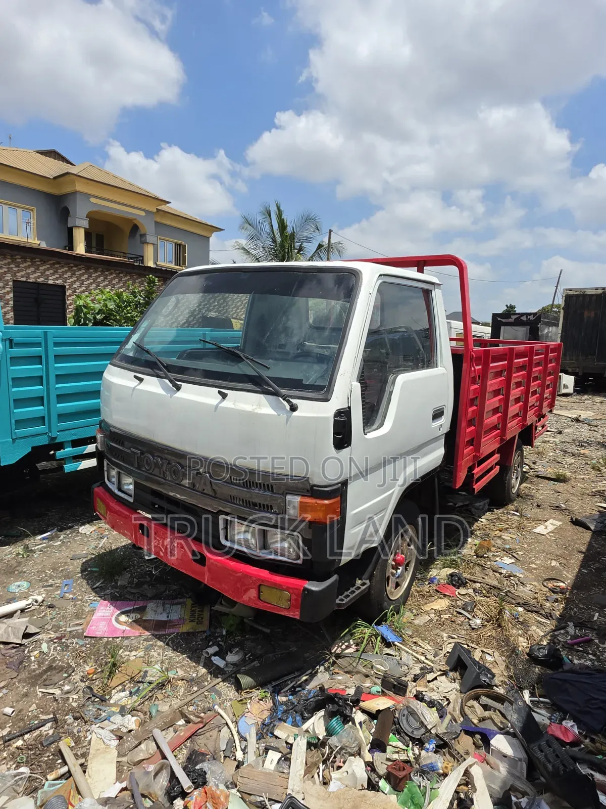 Toyota Dyna 150 Company Used